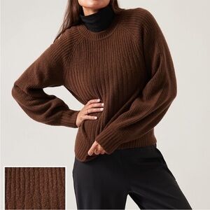 Athleta Layover Crew Merino Wool Sweater Mahogany Brown XS